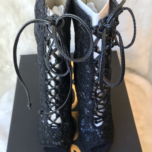 Bebe Beckah Lace Booties - Picture 7 of 7